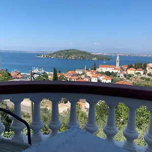  Apartament Halugica